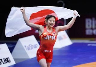 レスリング須崎が優勝　アジア選手権