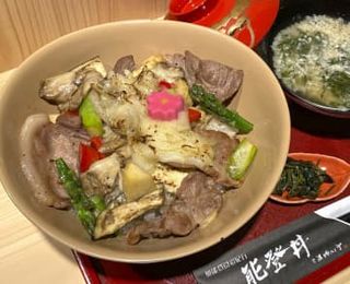 「能登丼食堂」福井駅前に　被災した地元の復興願い