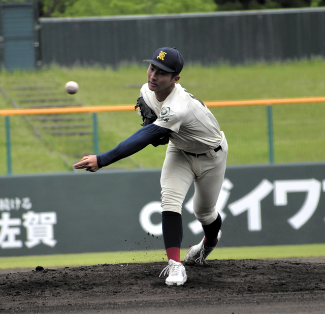 安定の投球にサヨナラ打、熊本国府・植田が躍動　高校野球九州大会