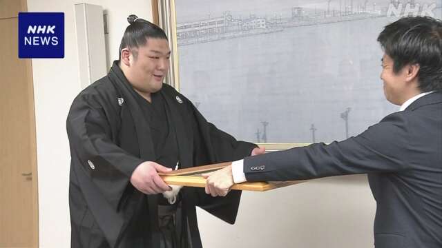 大相撲 尊富士 “110年ぶり優勝”で出身地 青森県の褒賞授与