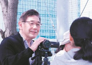 「ケンコーボール」会長が伝え続けるみんなのノウハウ　「現場取材」で野球離れに立ち向かう