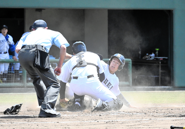 享栄が８年ぶり優勝、中京大中京に競り勝つ　愛知県高校優勝野球大会