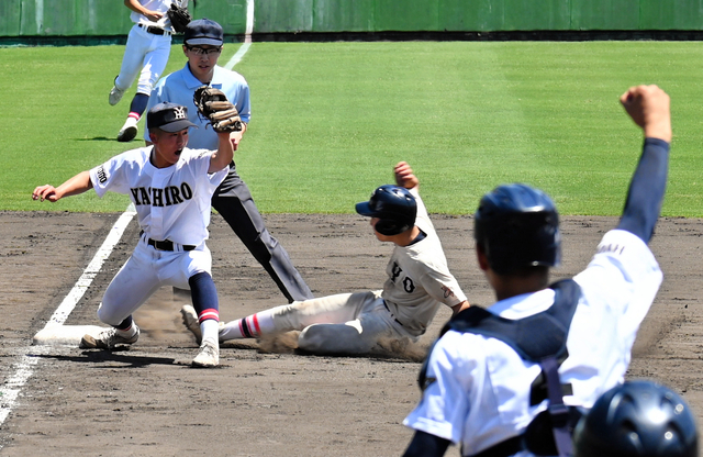 報徳学園を破った東洋大姫路、準決勝敗退　明暗分かれたタイブレーク