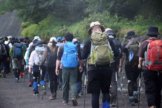 富士登山の事前予約開始へ＝２０日から、通行料決済も―山梨県