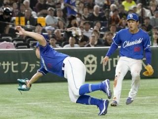 巨２―４中（２２日）　小笠原、力投で２勝目