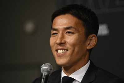 「全く後悔はない」　サッカー元日本代表・長谷部誠さんが引退会見