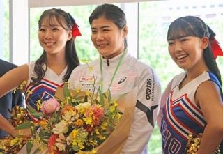 慶大女子初の五輪金へ抱負　レスリング尾崎の壮行会