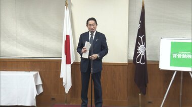 岸田首相「派閥ではなく真の政策集団を基軸に」　自民・若手中堅対象の勉強会「修了式」で強調
