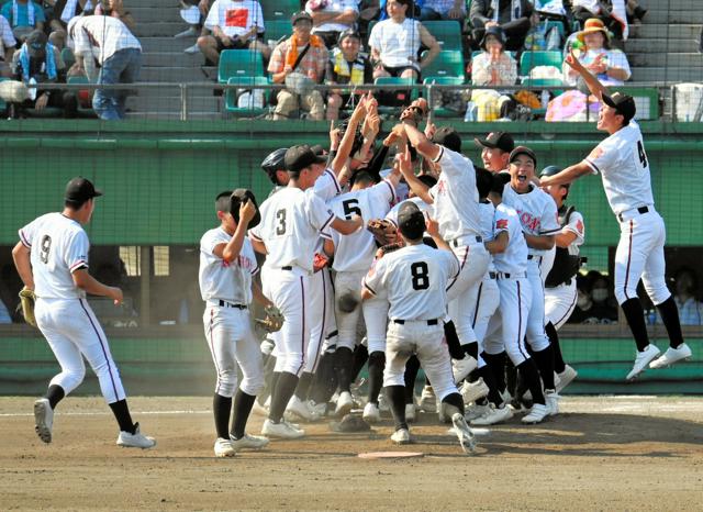 秋春Vの鶴岡東がリード　経験値に勝る日大山形が追う　山形大会展望