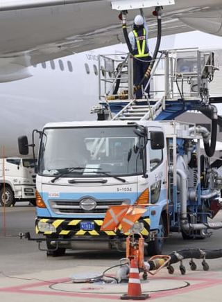 燃料不足で週57便見合わせ　成田発着、海外6社の増便や新規