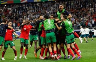 仏、ポルトガルが８強入り　サッカー欧州選手権