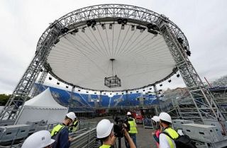 五輪、都市型スポーツ会場を公開　パリのコンコルド広場