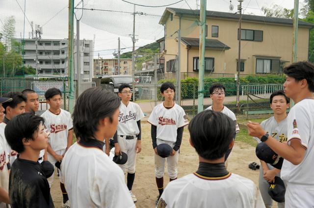 10年で10倍の連合チーム　指導者の葛藤の裏で選手が持つ「誇り」