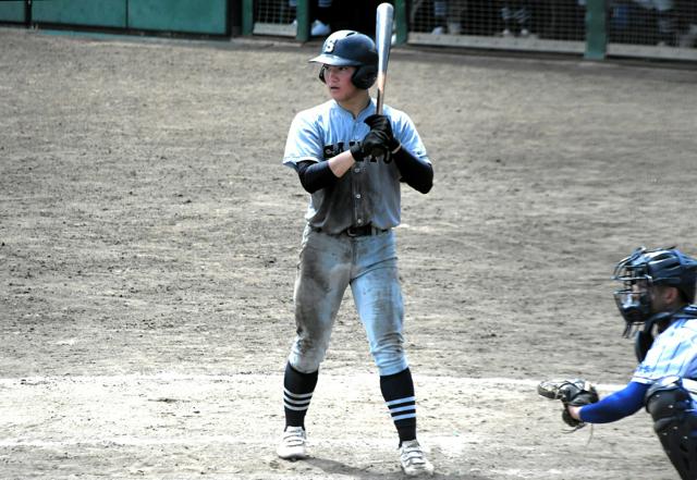 木製バットで挑んだ夏　中村学園三陽・鹿島選手、大学野球見すえ