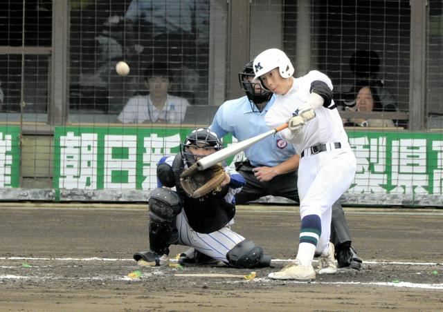 公式戦未勝利続いても「やっぱり野球が好き」　甲府南・安達選手