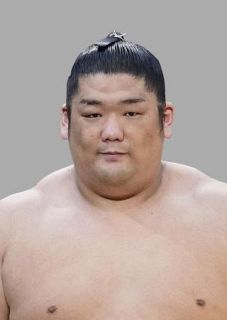 十両転落の尊富士、名古屋休場　右足首痛、途中出場も