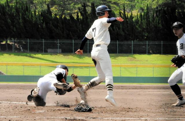 全国高校野球選手権島根大会第2日　連覇狙う立正大淞南コールド勝ち