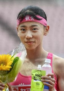 １６歳久保、８００ｍで日本新　陸上女子、１９年ぶり更新