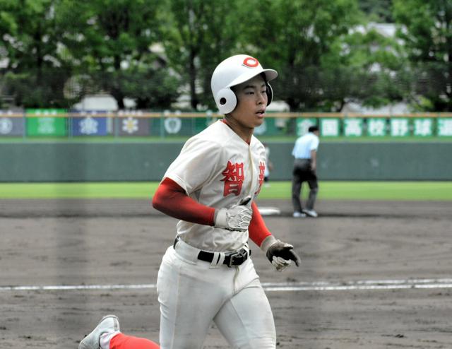 昨夏初戦敗退の智弁和歌山が快勝「ほっとした」　1、2年生が本塁打