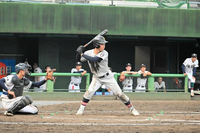 けがで投手断念、ならば「打撃で」　慶応志木・永島選手がサヨナラ打