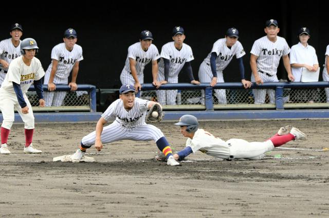 8強決まる、最後は帝京三　高校野球山梨大会