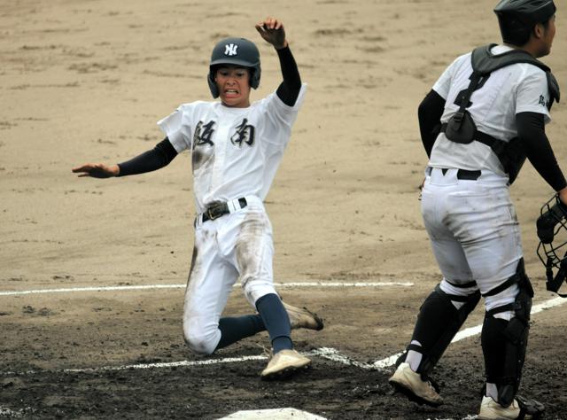 全国高校野球選手権島根大会第7日　飯南など勝利　8強出そろう