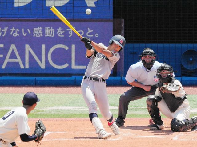 昨年逃した甲子園への切符　横浜の峯選手「がむしゃらに食らいつく」