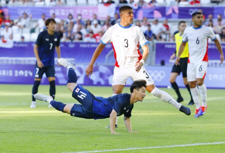 日本、５―０の大勝発進　サッカー男子・２４日