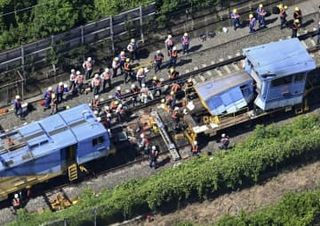 追突した保守用車の運用停止　JR東海、東海道新幹線で