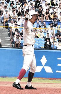 短冊の願い 同点打に結実　早実（3年）・高崎亘弘（のぶひろ）選手＜高校野球・西東京＞