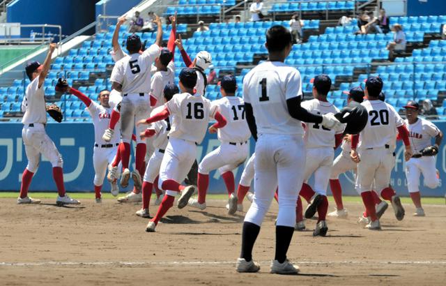 聖カタリナ創部9年目の頂　松山中央は初の4強　宇和は無安打無得点