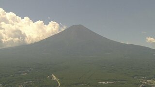 「来訪者コントロールが必要との認識は賛成できる」「鉄道ありき」　富士山登山鉄道構想で賛否　意見交換会の主な意見公表　山梨県