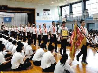 夏の甲子園出場・花咲徳栄で壮行会　2度目の優勝旗 待ってる＜高校野球・埼玉＞