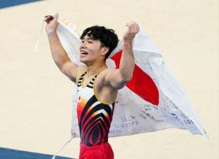 体操、２０歳岡が初出場「金」　日本勢４連覇、橋本は６位