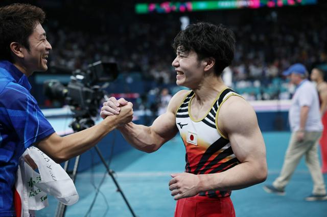 体操・岡が金、柔道・村尾は銀　なでしこ準々決勝へ　パリ五輪6日目