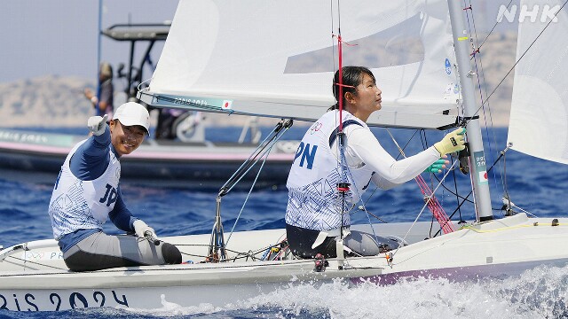 セーリング 混合470級 岡田奎樹 吉岡美帆ペア1位発進 パリ五輪