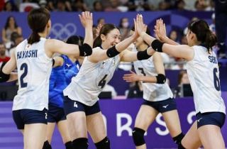 日本女子が初勝利　バレーボール・３日