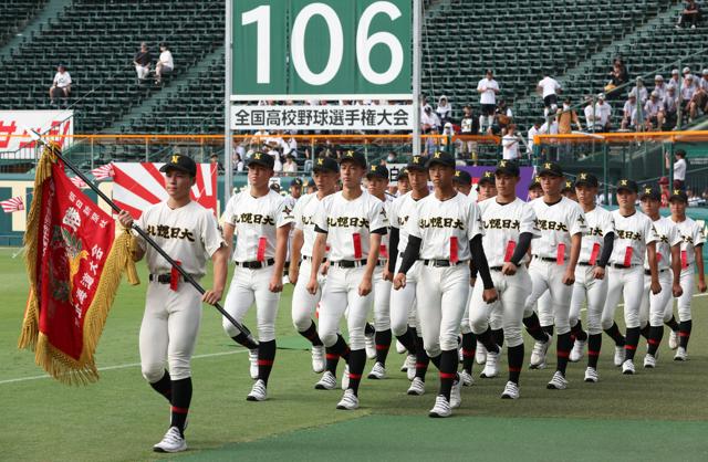 南北北海道代表が行進　札幌日大｢わくわく｣、白樺学園は早朝に練習