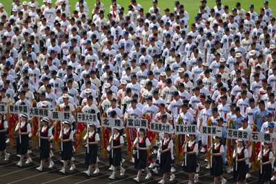 花巻東の選手が開会式で体調不良　要入院と診断　夏の甲子園