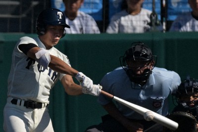 大阪桐蔭が興南を降す　大阪勢は春夏通算400勝目　夏の甲子園