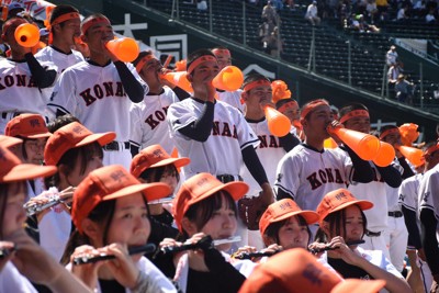 興南吹奏楽部、初のアルプス応援　市立尼崎高がサポート　夏の甲子園