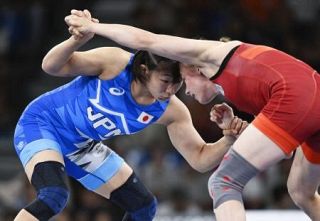 元木が金メダル、高谷は銀　レスリング・１０日