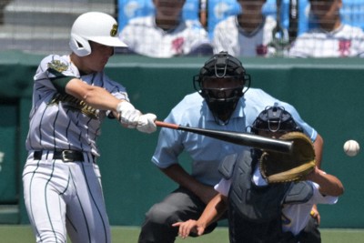 鶴岡東、2年ぶり2回戦進出　聖光学院を降す　夏の甲子園