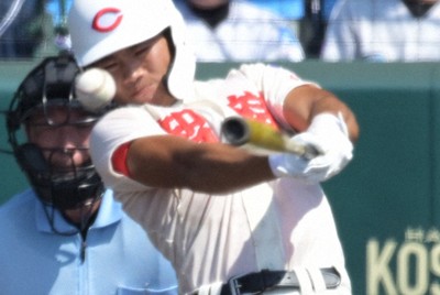 「日本一練習してきた」　智弁学園・佐坂、涙の殊勲打　夏の甲子園