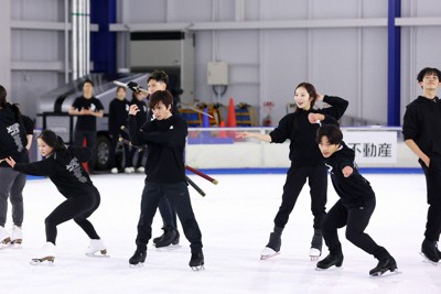 宇野昌磨らアイスショーリハーサル　「昨年よりすごいものに」