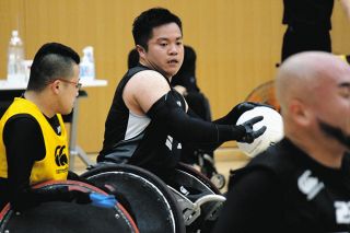 「次はお前の番だぞ」　車いすラグビー・橋本勝也はレジェンド先輩たちを追い、超える覚悟で金を見据える