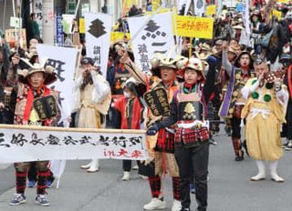 三好長慶役に外国人求む　来年3月、大阪で武者行列