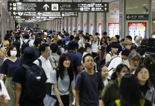 東海道新幹線の運休は計166本　途中で取りやめに2万2千人乗車