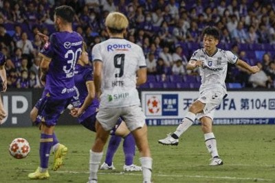 サッカー天皇杯、G大阪が広島に競り勝ち4強