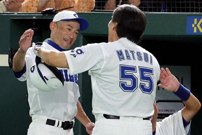 イチローさん、高校女子選抜と対戦「ボロボロになるまで続けたい」